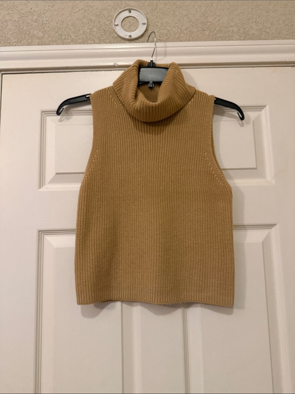 ANTONIO MELANI Camel Sleeveless Turtleneck Sweater Tank